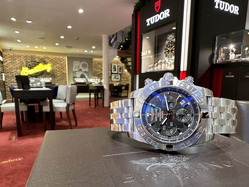 Breitling Chronomat 44 AB0110 Image 5